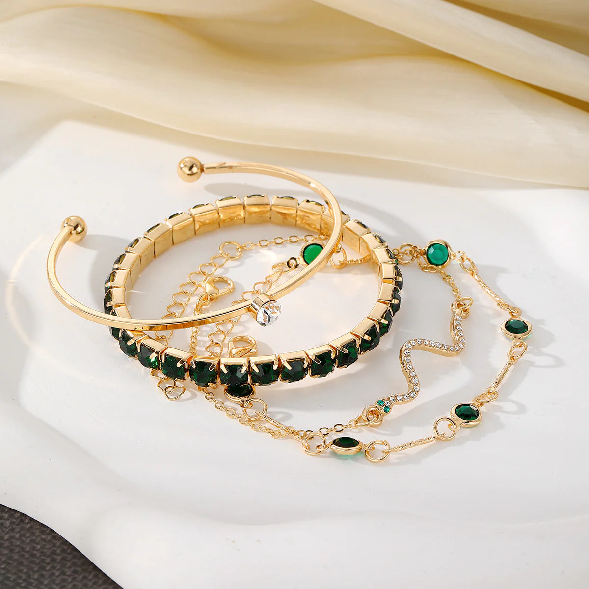 Green Diamond Bracelet Set